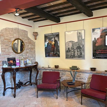 Relais B&B Corte Dei Turchi Longiano ภายนอก รูปภาพ
